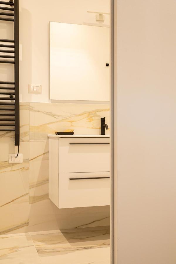 Resilienza Tropical Apartments & Room Porto SantʼElpidio Eksteriør bilde